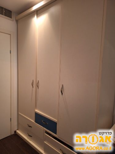 ארון קיר