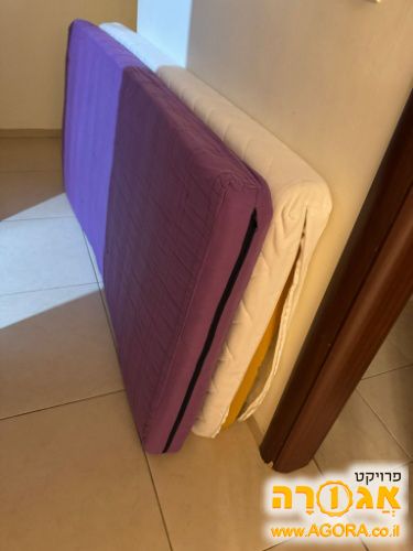 שני מזרונים