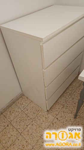 כוננית שידת מגירות