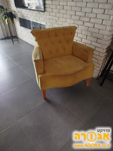 2 כורסאות