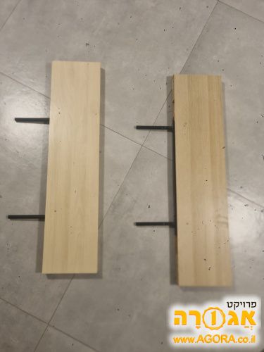 מדפים של איקאה