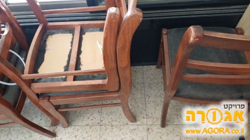 כסאות