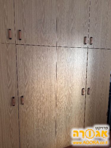 ארון בגדים