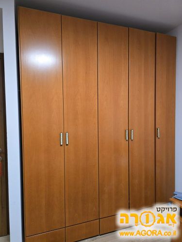 ארון קיר