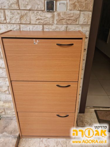 ארונית נעליים