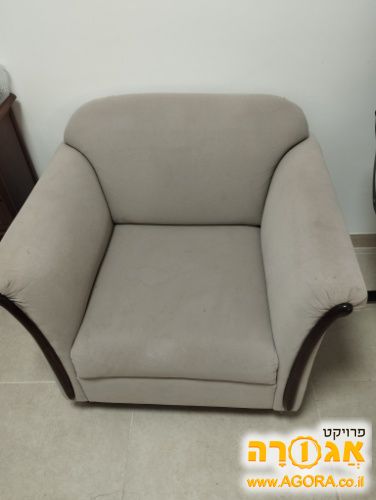 ספה בודדת