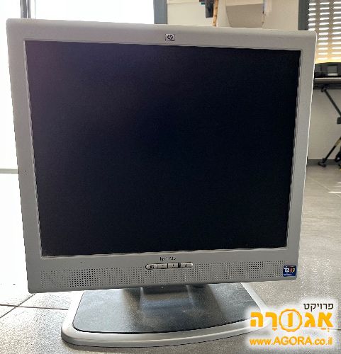 מסך מחשב HP 17" עם רמקולים מובנים