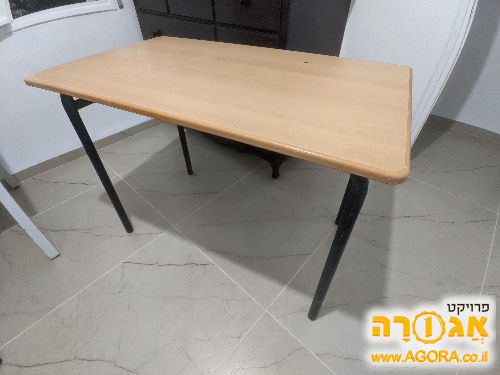 שולחן