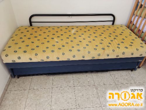 מיטה מתכווננת נפתחת עם ארגז