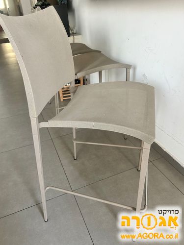כסאות בר