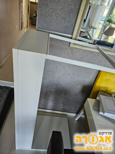 שולחן משרדי/מחשב