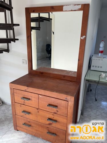 שידה + מראה