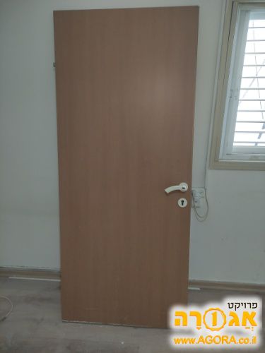 דלת פנים 90סמ' עץ פשוטה