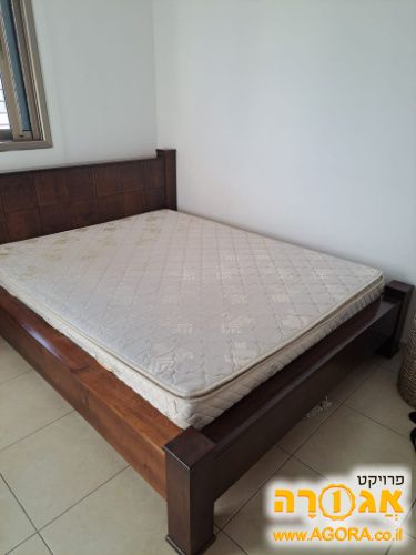 מיטה זוגית