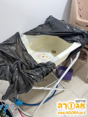 אמבטיה לתינוק