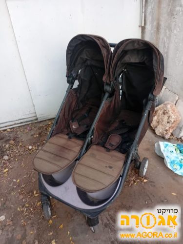 עגלת תאומים