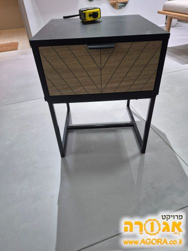 שידת לילה