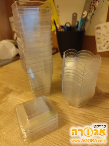 כוסות פלסטיק לקינוחים