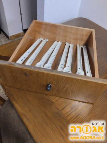 מגירות עץ