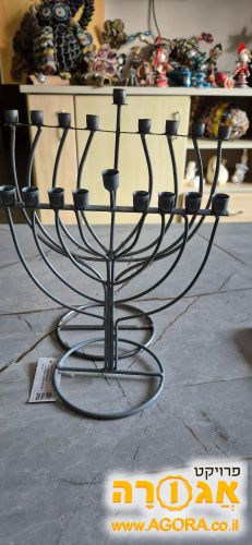 חנוכיות