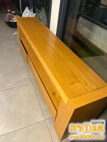 שידת טלוויזיה
