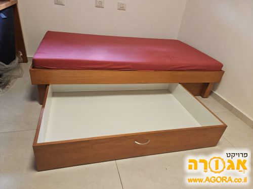 מיטת נוער