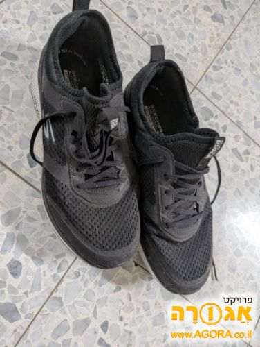 נעלי ריצה סקצ'רס