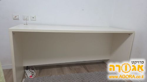 שולחן כתיבה