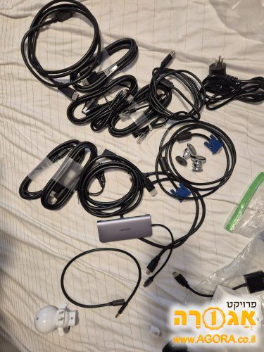 כבלים למחשב מסך ומתקנים לטלפון נייד