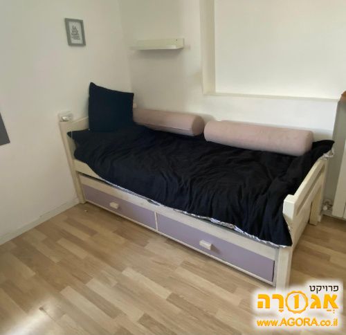 מיטת יחיד