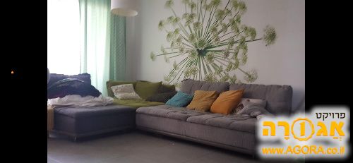 ספה מודולרית 3 על 2 מ' מחפשת בית חדש