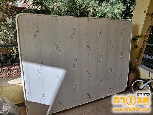 מזרון + בסיס מיטה