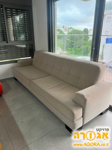 ספה 4 מושבים
