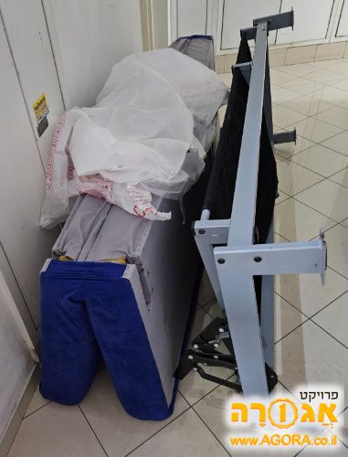 מיטת נוער מתקפלת במצב טוב