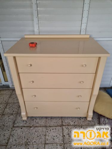שידת החתלה