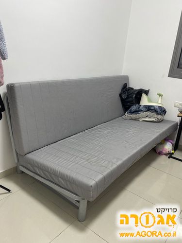 ספה נפתחת