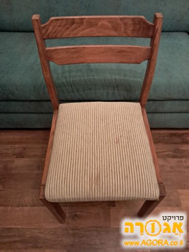 כסאות לפינת אוכל
