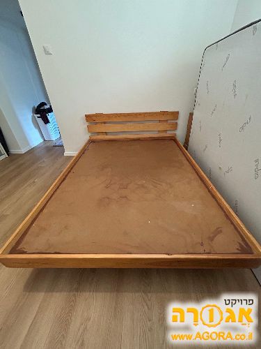 בסיס מיטה
