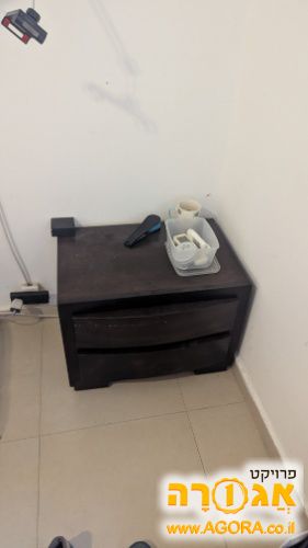שידת מיטה 2 מגירות