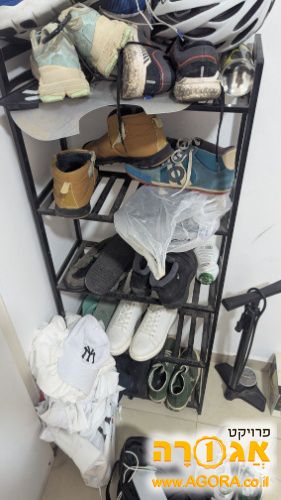 מעמד נעליים