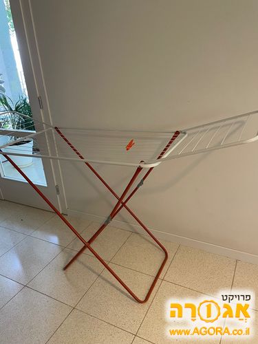 מתקן ייבוש כביסה ממתכת