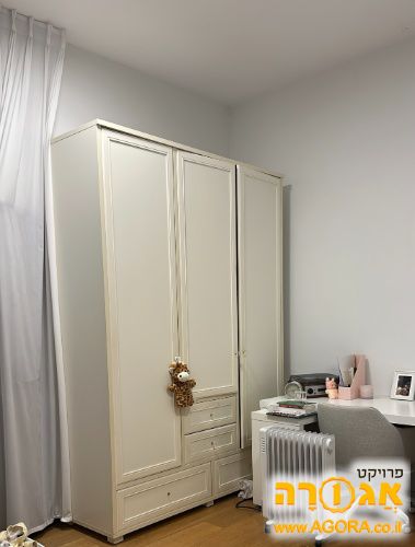 ארון בגדים 3 דלתות