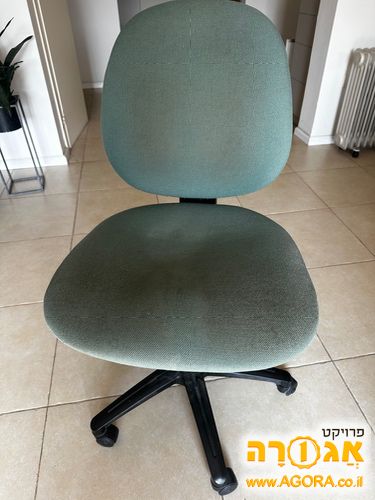 כיסא משרדי