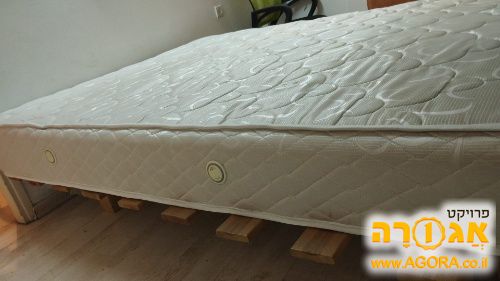 מיטה ומזרן