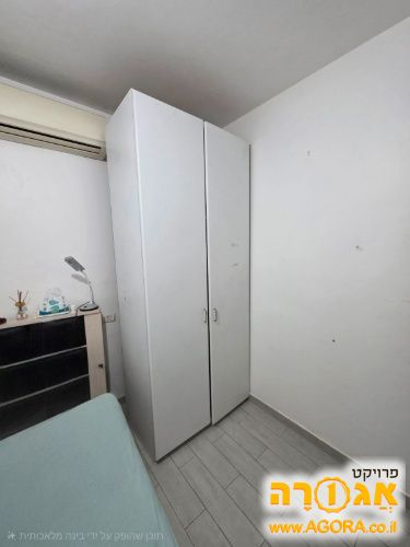 ארון תלייה שתי דלתות