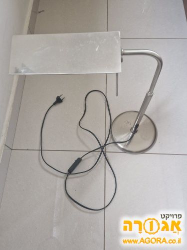 מנורת שולחחן