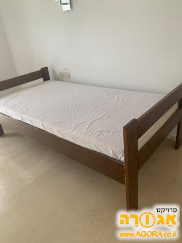 מיטה מתכווננת
