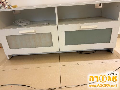 מזנון לטלוויזיה