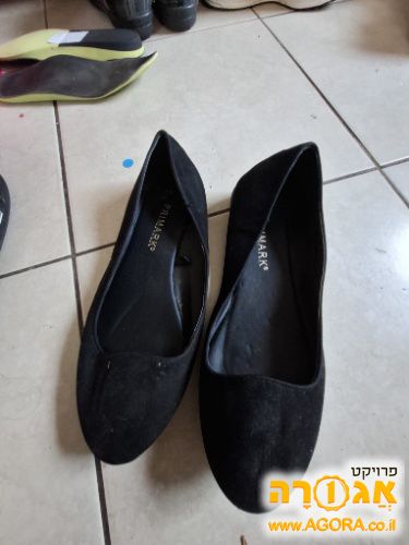 נעלי בובה
