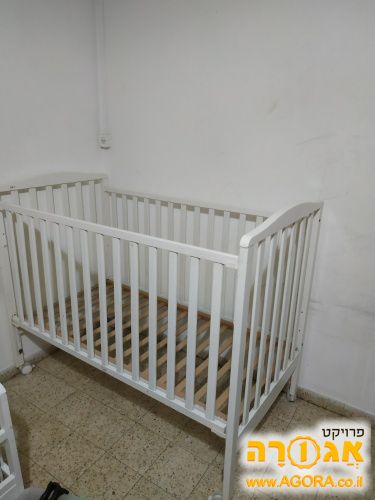 מיטת תינוק